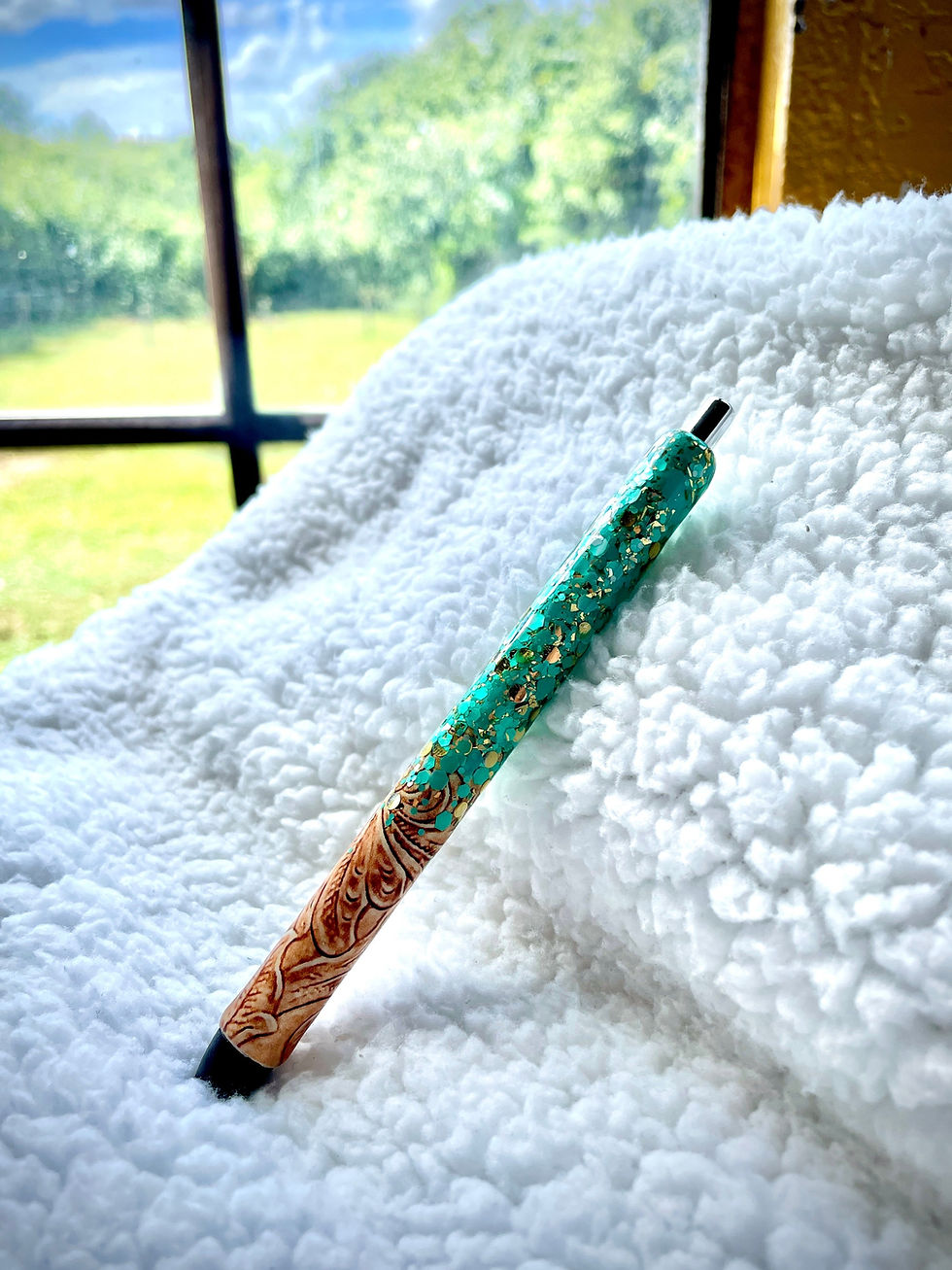 Tooled Leather and Glitter Pen