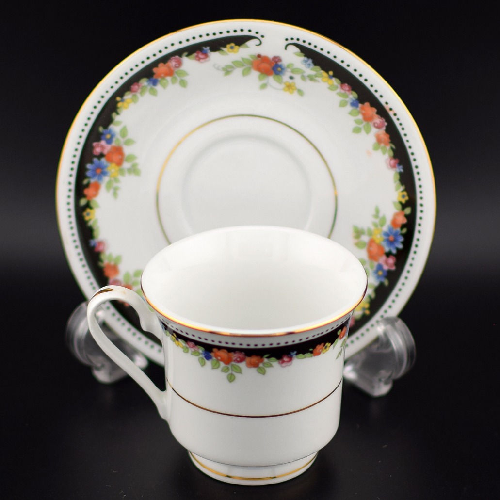Demitasse Cup and Saucer Set - Lynns
