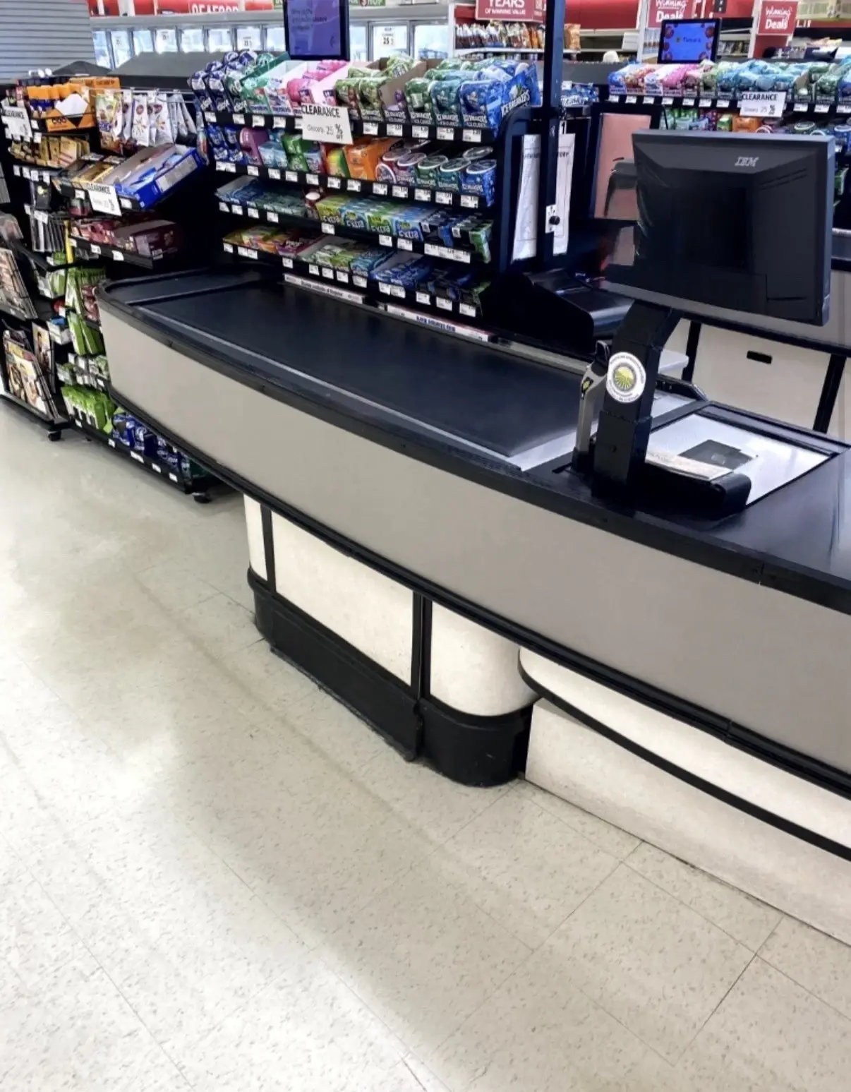 Supermarket Single Belt Checkout Counter