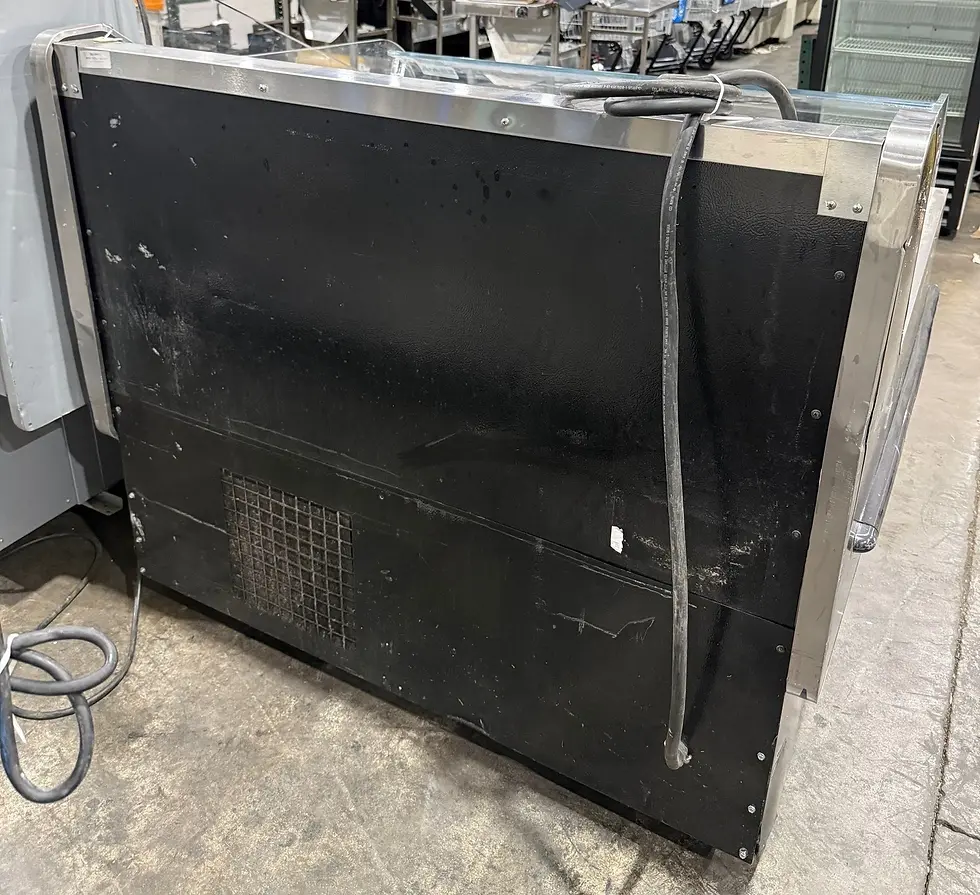 Thumbnail: KYSOR WARREN MX1LC-04CUN GRAB AND GO DISPLAY COOLER MERCHANDISER REFRIGERATOR