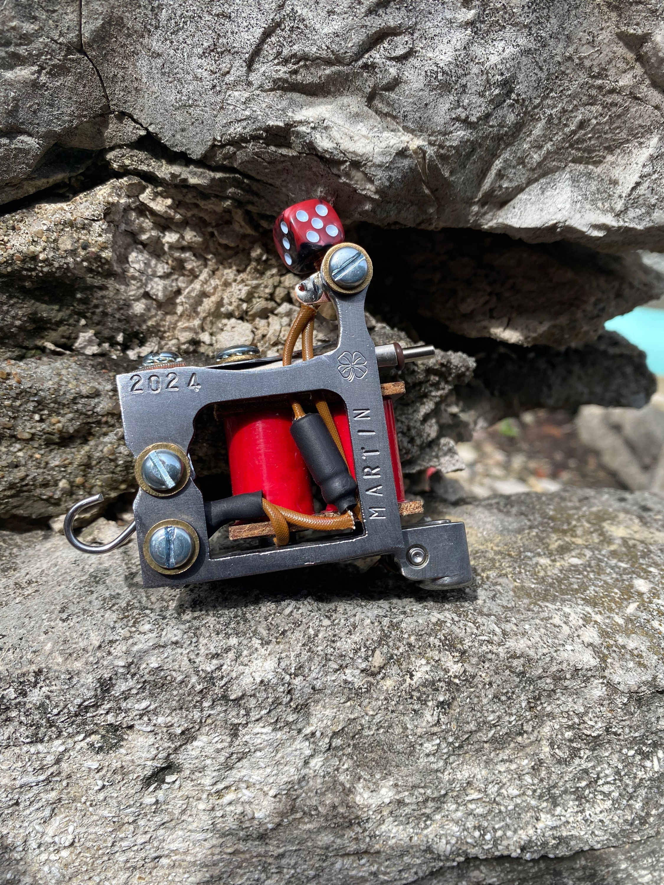 Raw metal BLK style liner