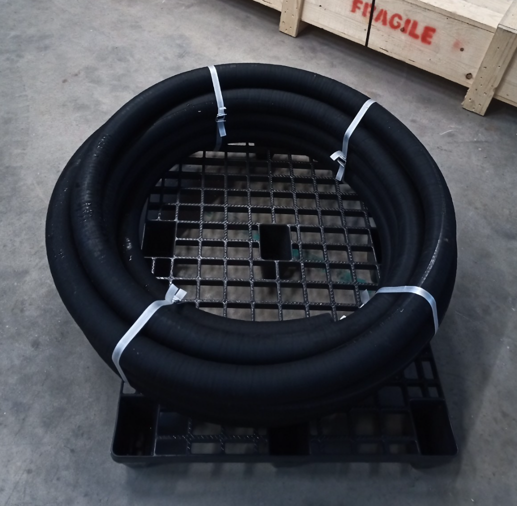 Water tubes for vacuum dryer heated plate