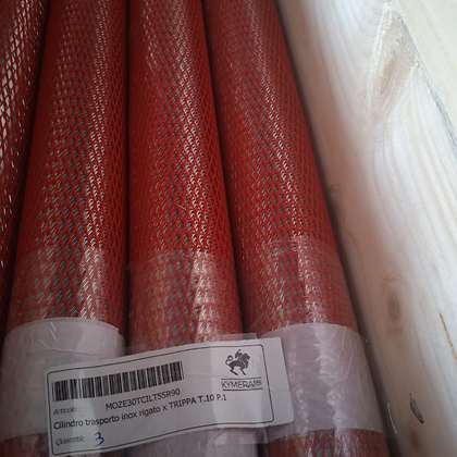 Transport cylinders for leather splitting machines