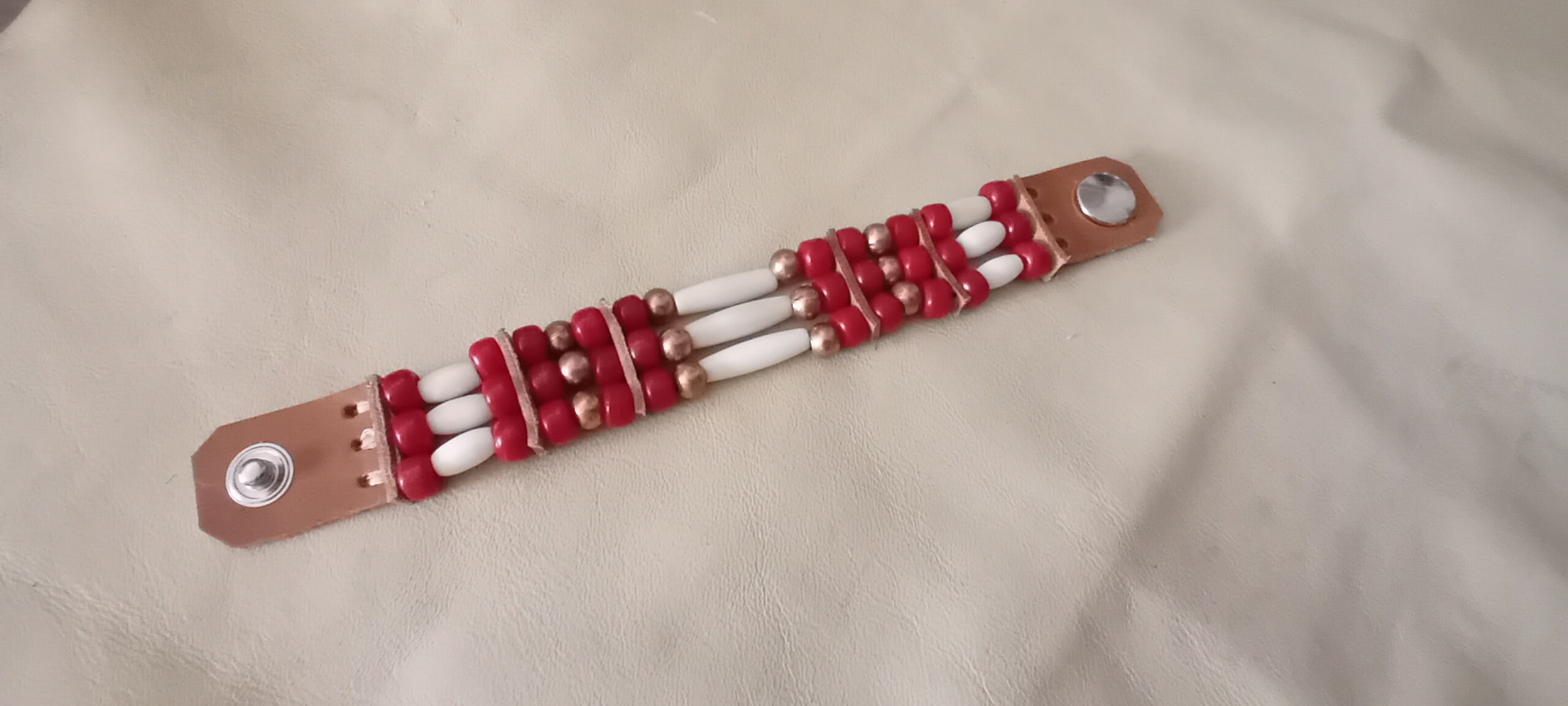 Bracelet amerindien en os