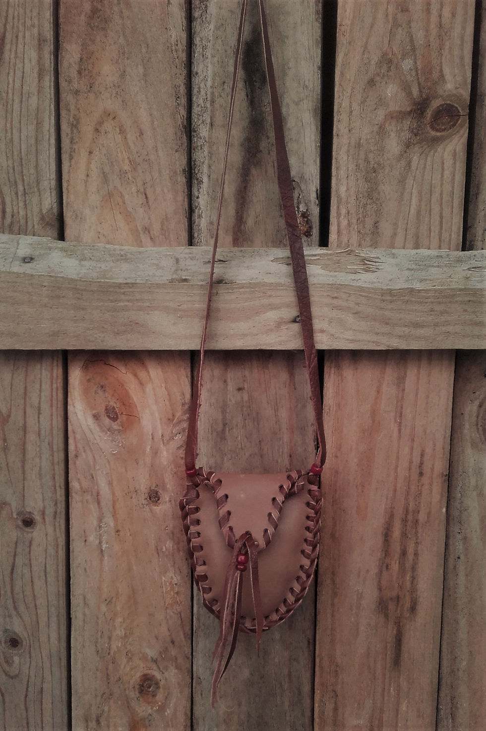 Miniature : Médecine bag ou sac de souhait (vœu) en cuir marron - ref MB 17