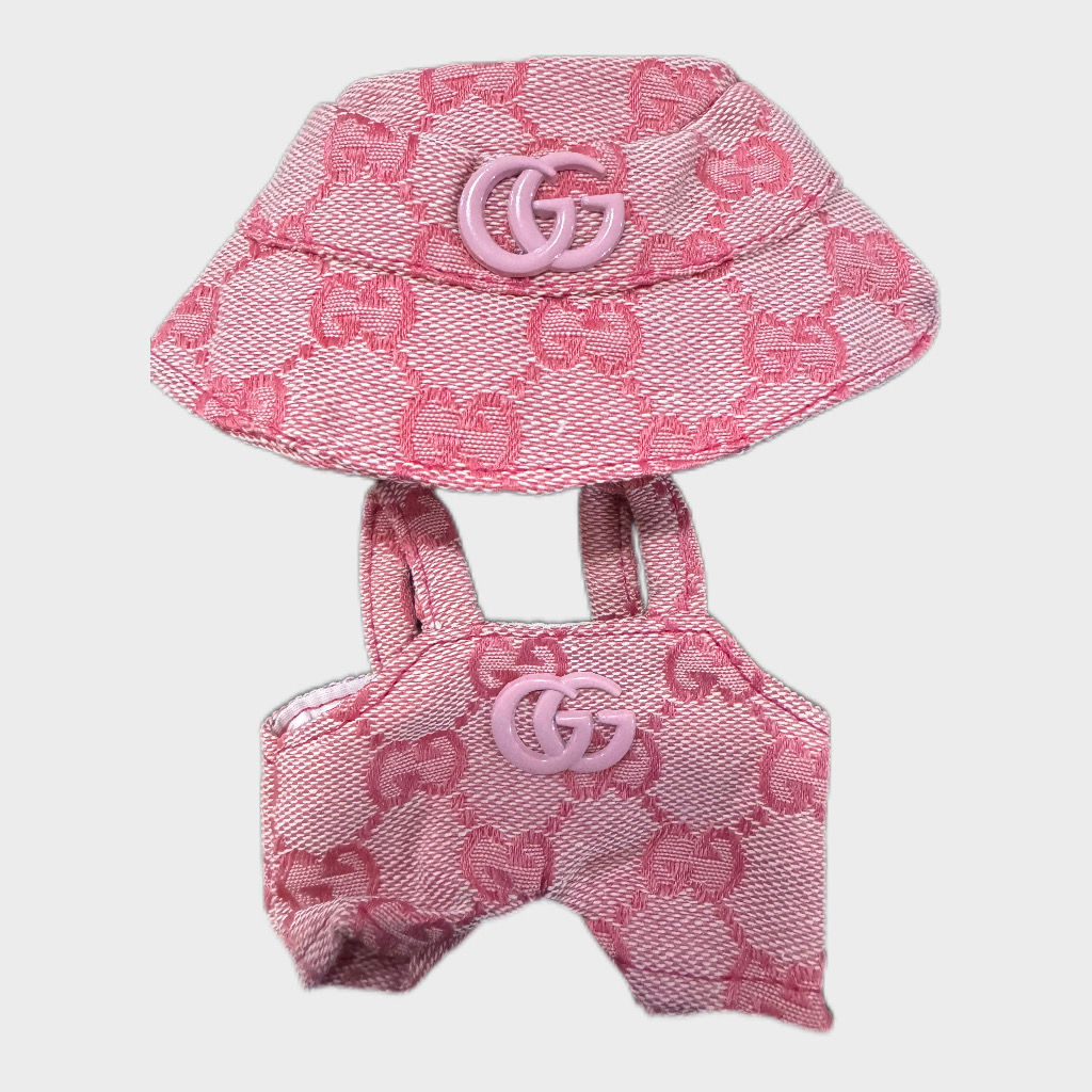Labubu - Ropa Gucci Rosa Overol y Sombrero