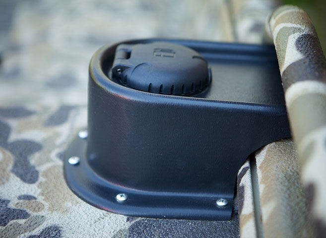 F4 Pro Hull