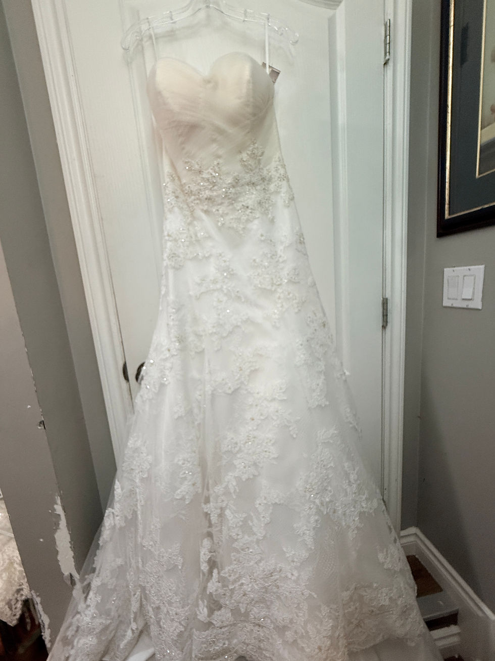 Thumbnail: Casablanca Bridal Style 2125G White Wedding Gown, Size 10