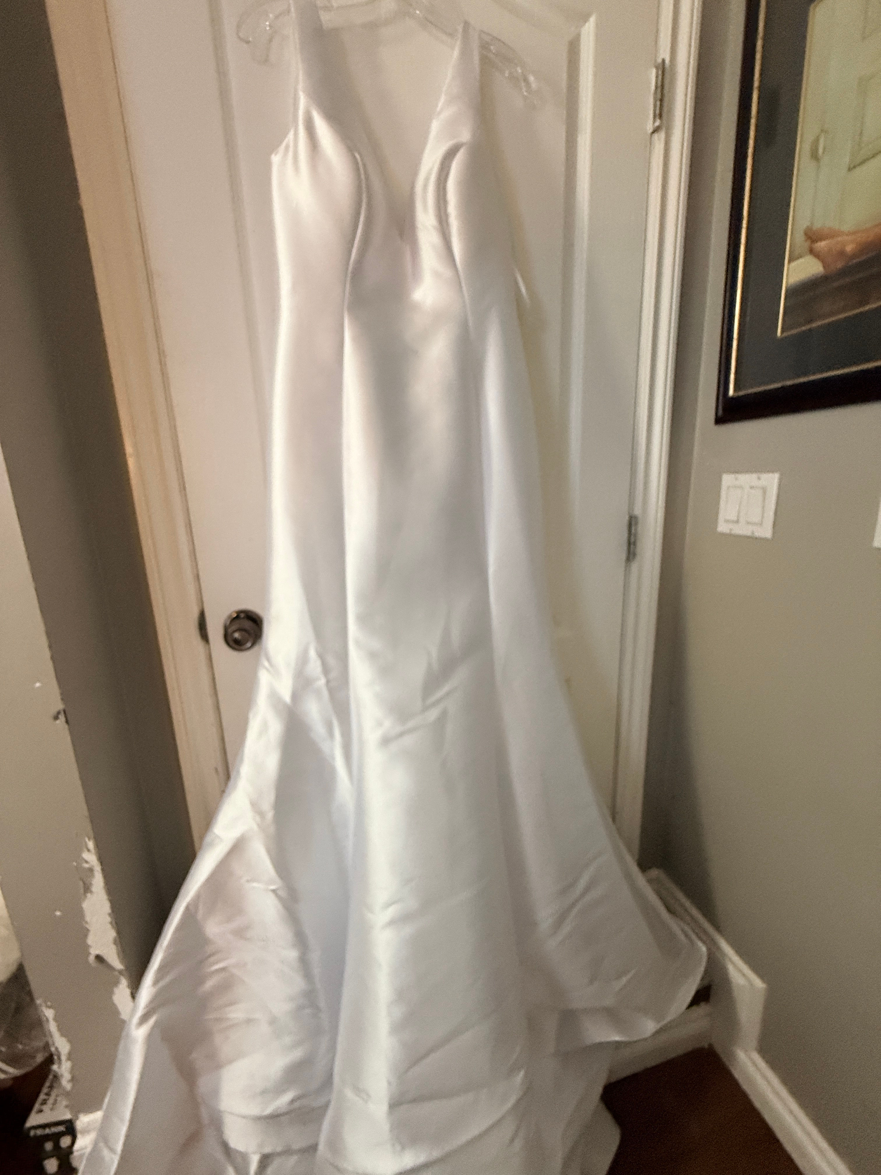 Jess Adore by J’Adore JA5013 White Gown | Size 14