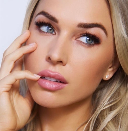 Client with full glam makeup in Woodland Hills, CA