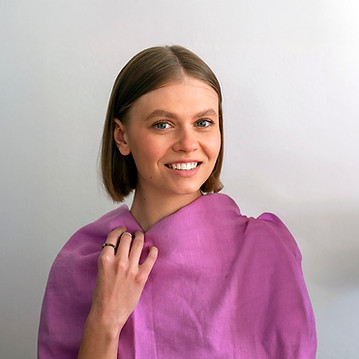 Girl 1.jpg