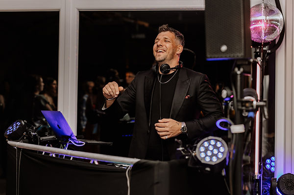 Steven-Liebrand-Live-Musiker-Hochzeitssänger-DJ-Ruhrgebiet-Berlin-München-Hamburg-Köln-Düs