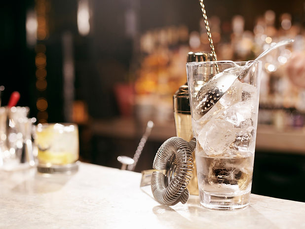 Cocktailförberedelsescen