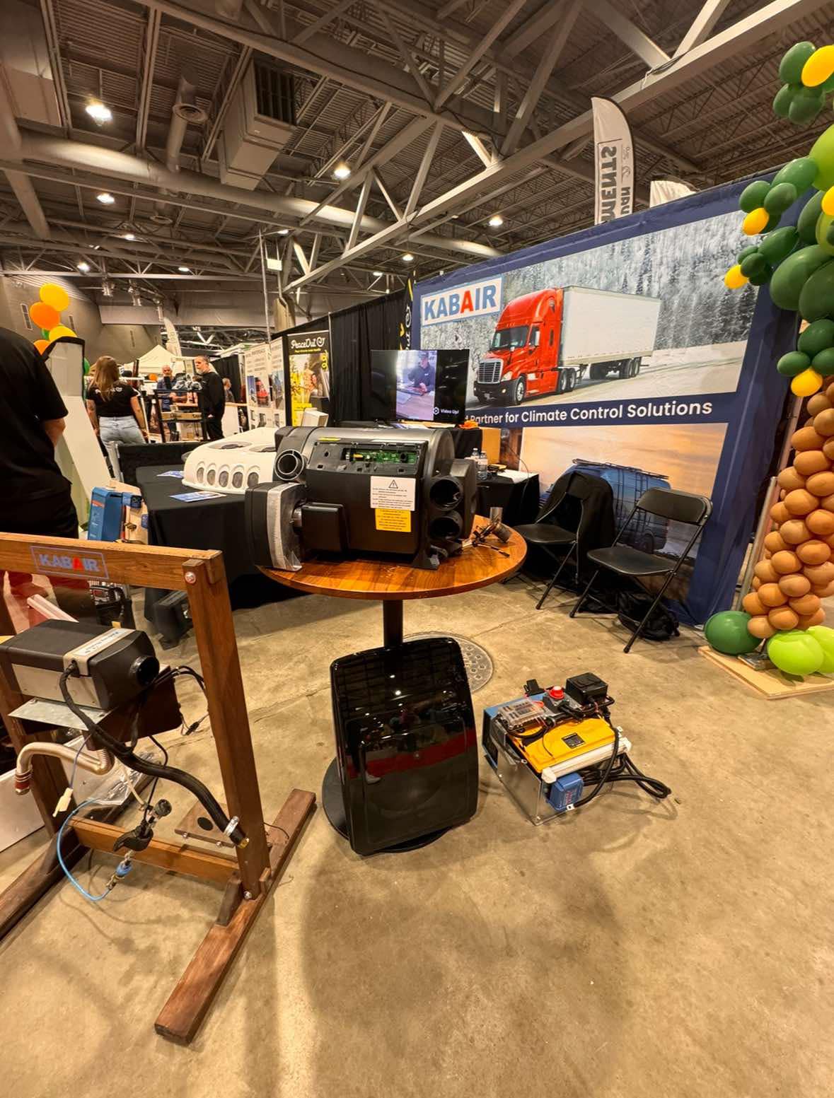 KABAIR BOOTH SHOW - HEATING AIR DIESEL/GAS 12V SYSTEMES