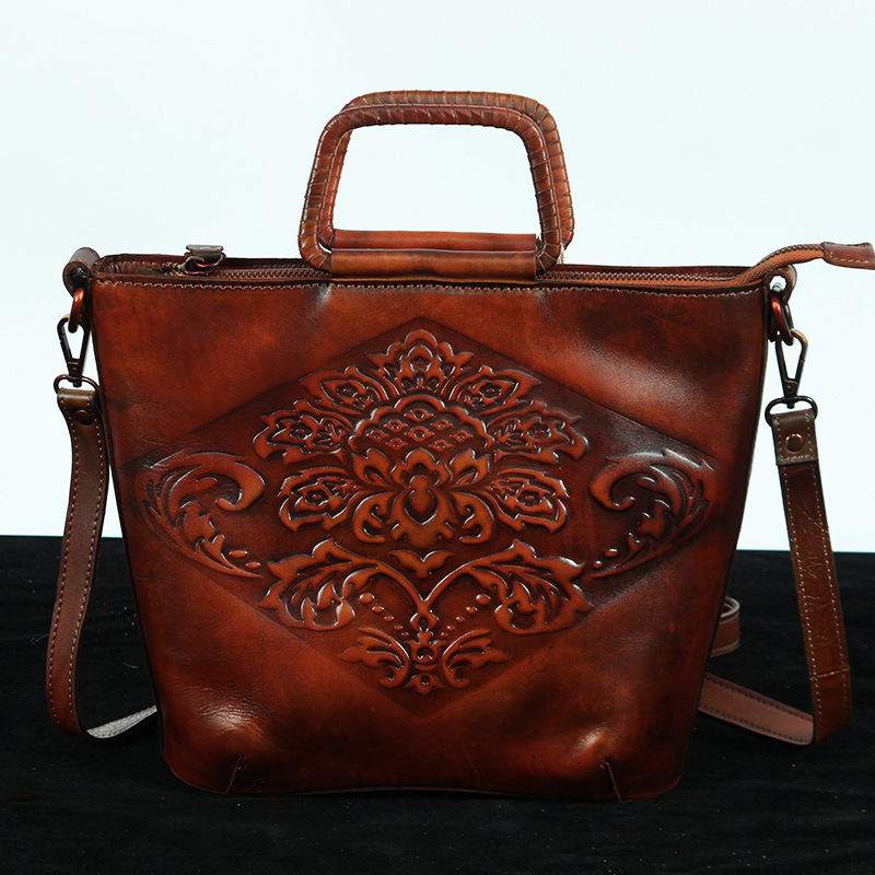 Thumbnail: Creative design handmade cow leather pastoral casual style leather bag