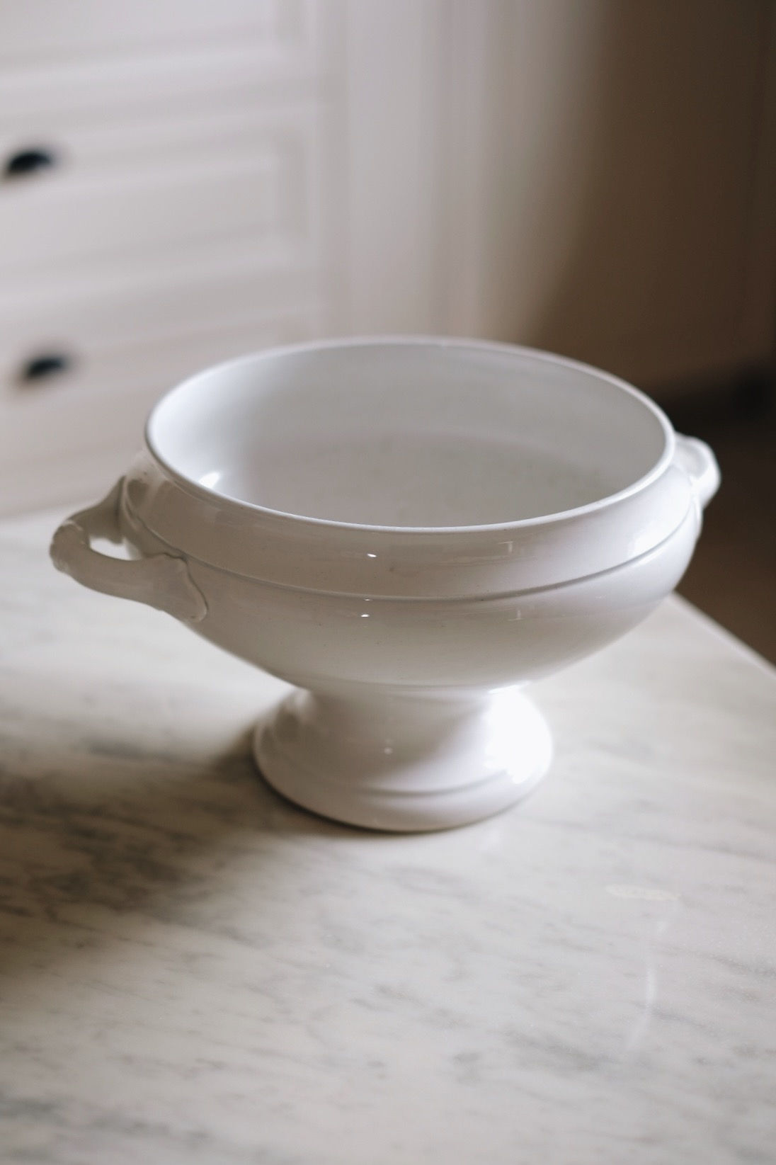 Soupière blanche Saint Amand et Hammage