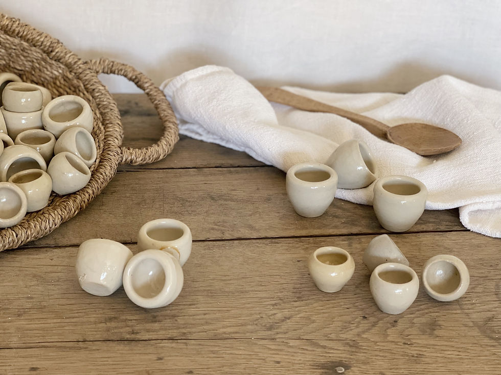 Miniature : Godets a escargot en terre emaillee