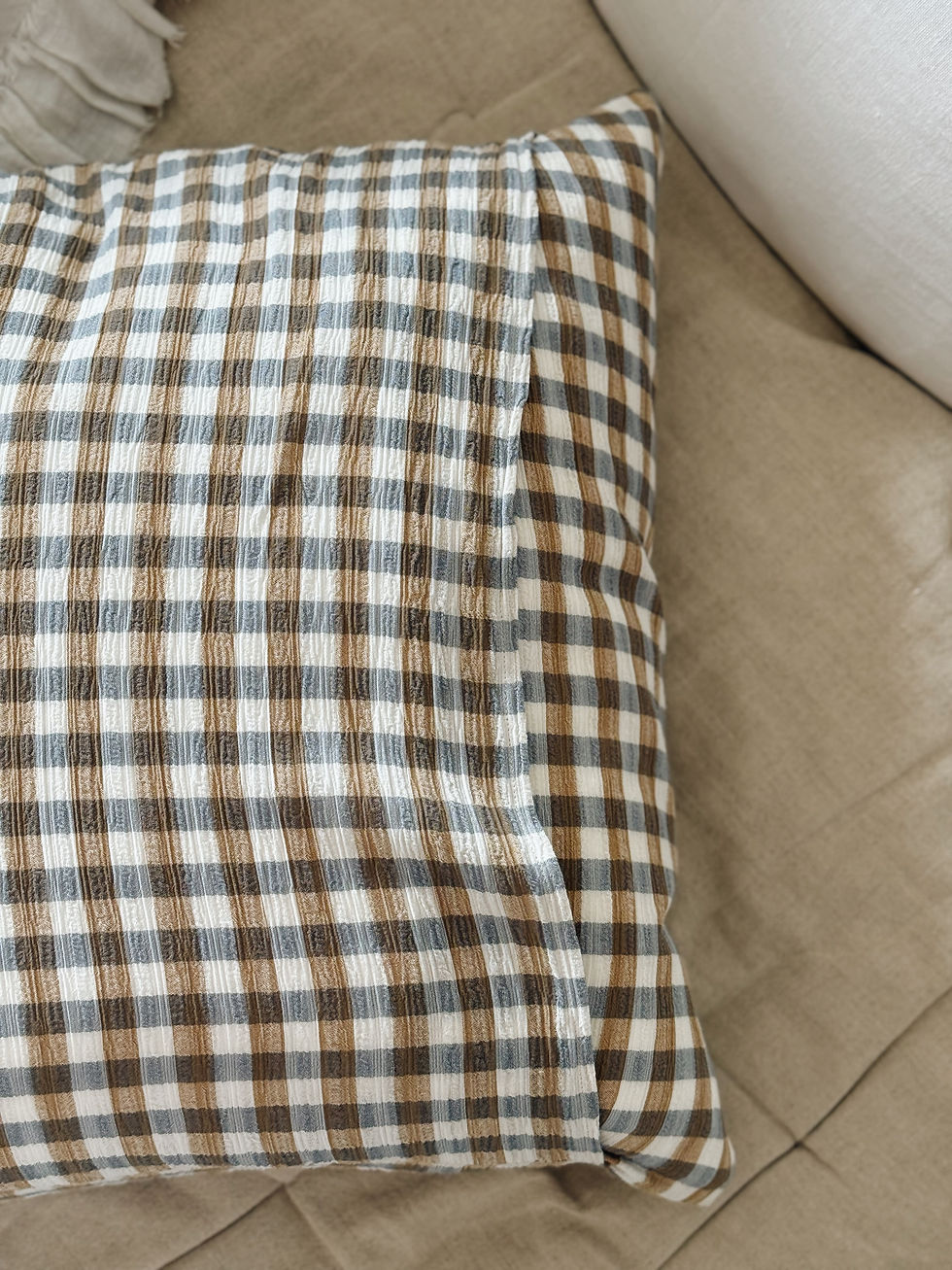 Miniature : Coussin à carreaux vichy