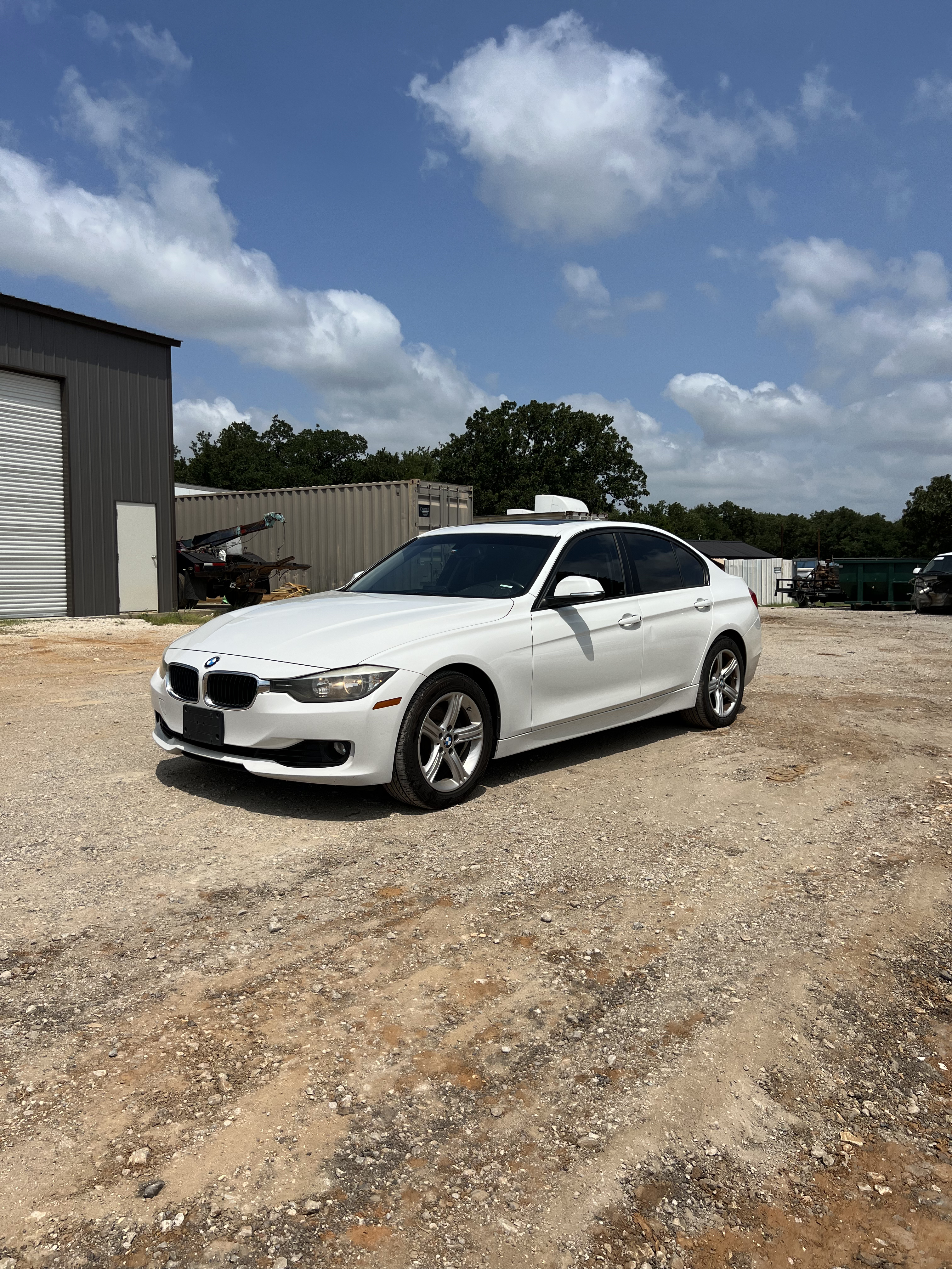2015 BMW 3 Series 328i Sedan's photo