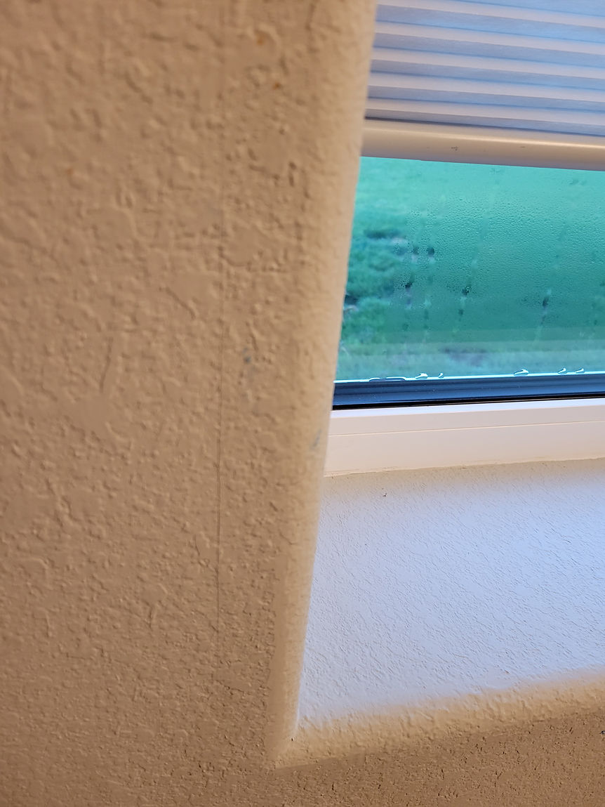 round corner cracks.jpg