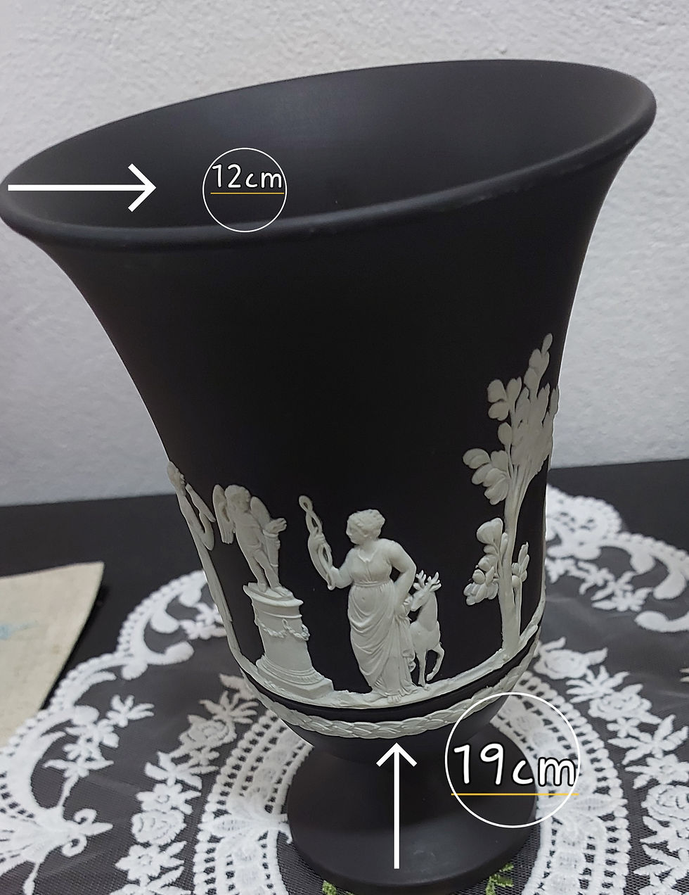 Miniatura: WEDGWOOD JARRON DE COLECCIÓN 