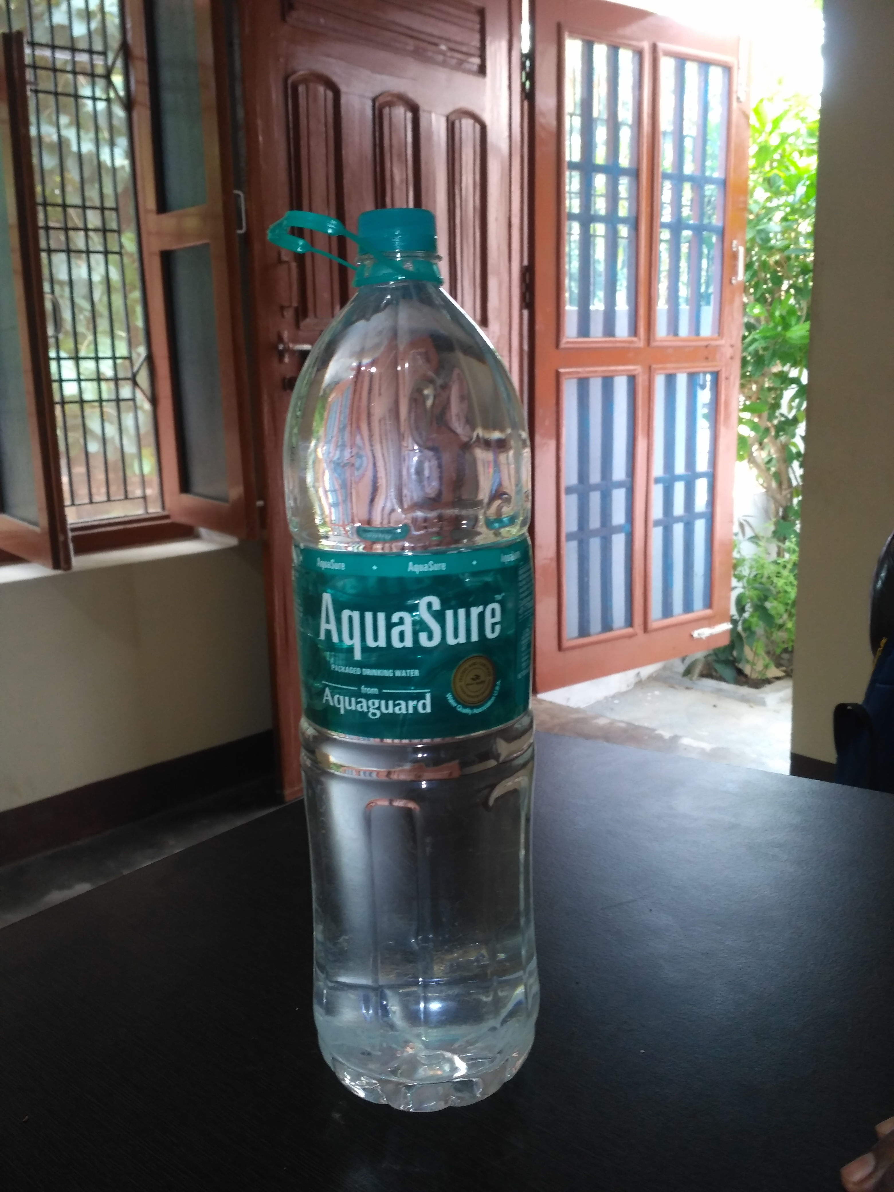 Aquasure 2 Ltr water bottle