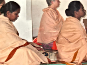 Benedicitine nuns visiting in prayer.jpg