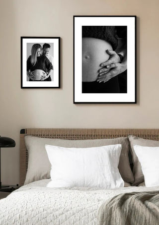 Pregnancy Photographer Oxfordshire | Caz Wales Photography | Natural light studio based in Thame, Oxfordshire. Creating natural beautiful softly lit portraits to cherish.