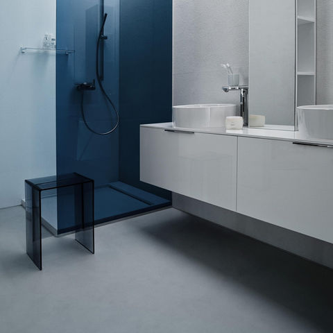 Kartell_Laufen-Max-Beam-Hocker-Beistelltisch_2000x2000-ID428006-de5230d23148196155e4670d05