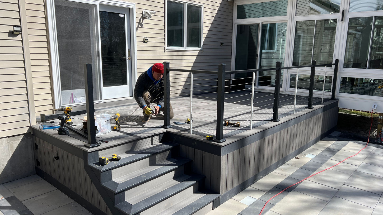 Cable railing installation