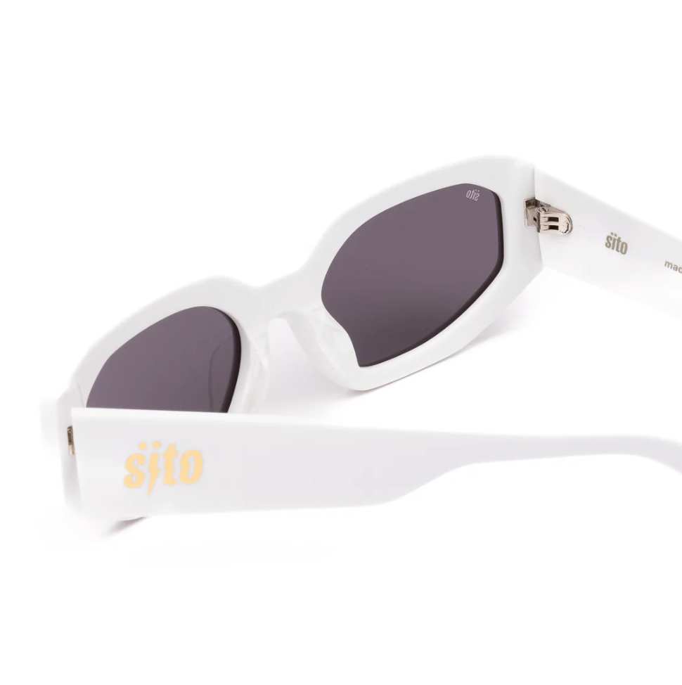 Thumbnail: Juicy White Sunglasses