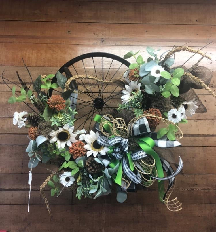 Luke's specialty wreath
