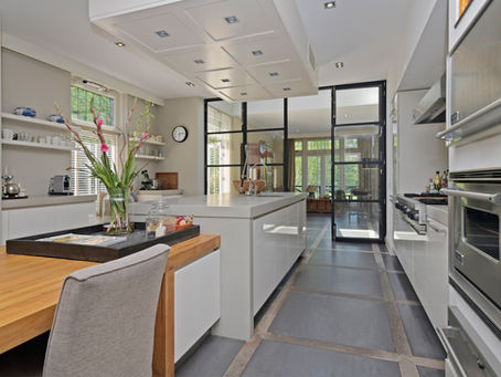 Overbieden in Amsterdam: wanneer doe je het wél en wanneer absoluut niet?