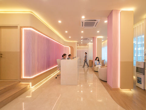 Interior of the Oora Skin Labs designed by INSADA.