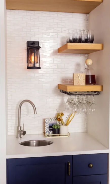 Thumbnail: Sleek single handle kitchen faucet