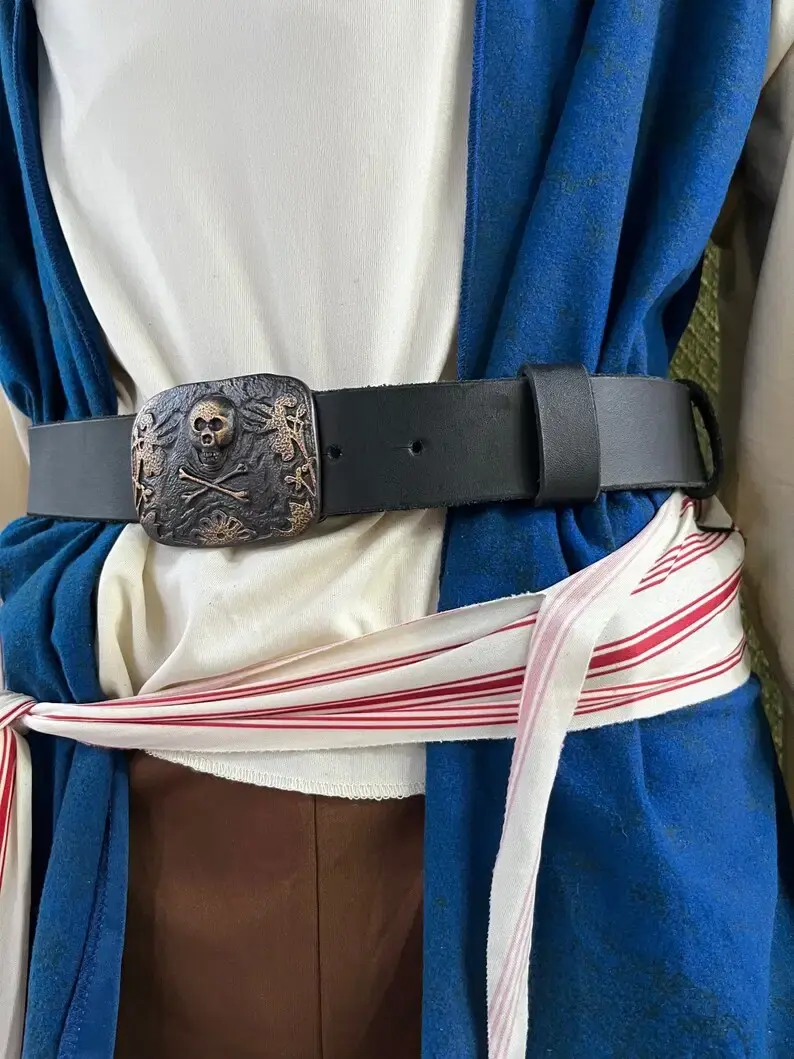 Thumbnail: Skull N Crossbones Leather Belt