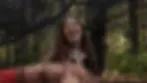 Video de talentos y colaboradores de paocme sonriendo en un día de campo en el bosque, reflejando una comunidad alegre.