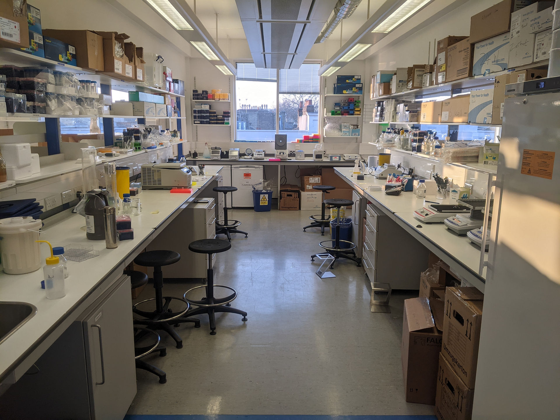 The main bay of the lab