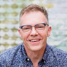 10 Questions with Lee Allen Howard