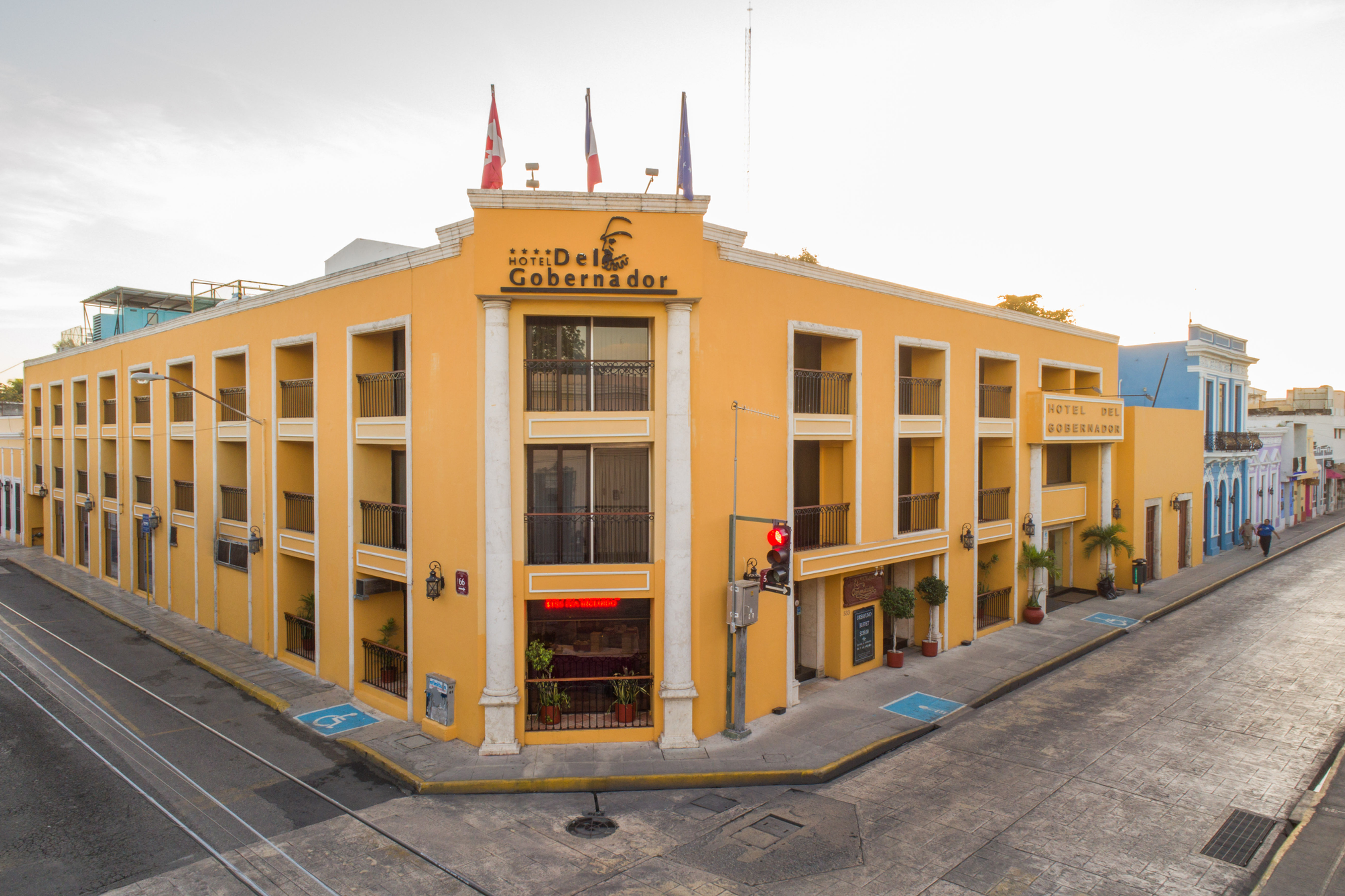 HOTEL DEL GOBERNADOR | CENTRO