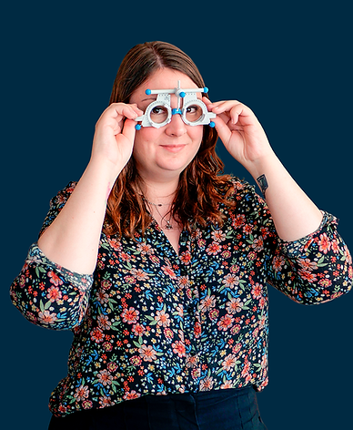 marie-optometriste-expert-vision-center-bleu.png