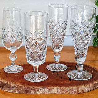 Champagne Flutes _ Diamond Cut Mixed_edited.jpg