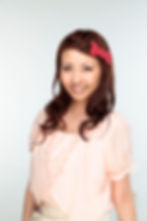 KAMIPITAドットリボンをつけるモデル