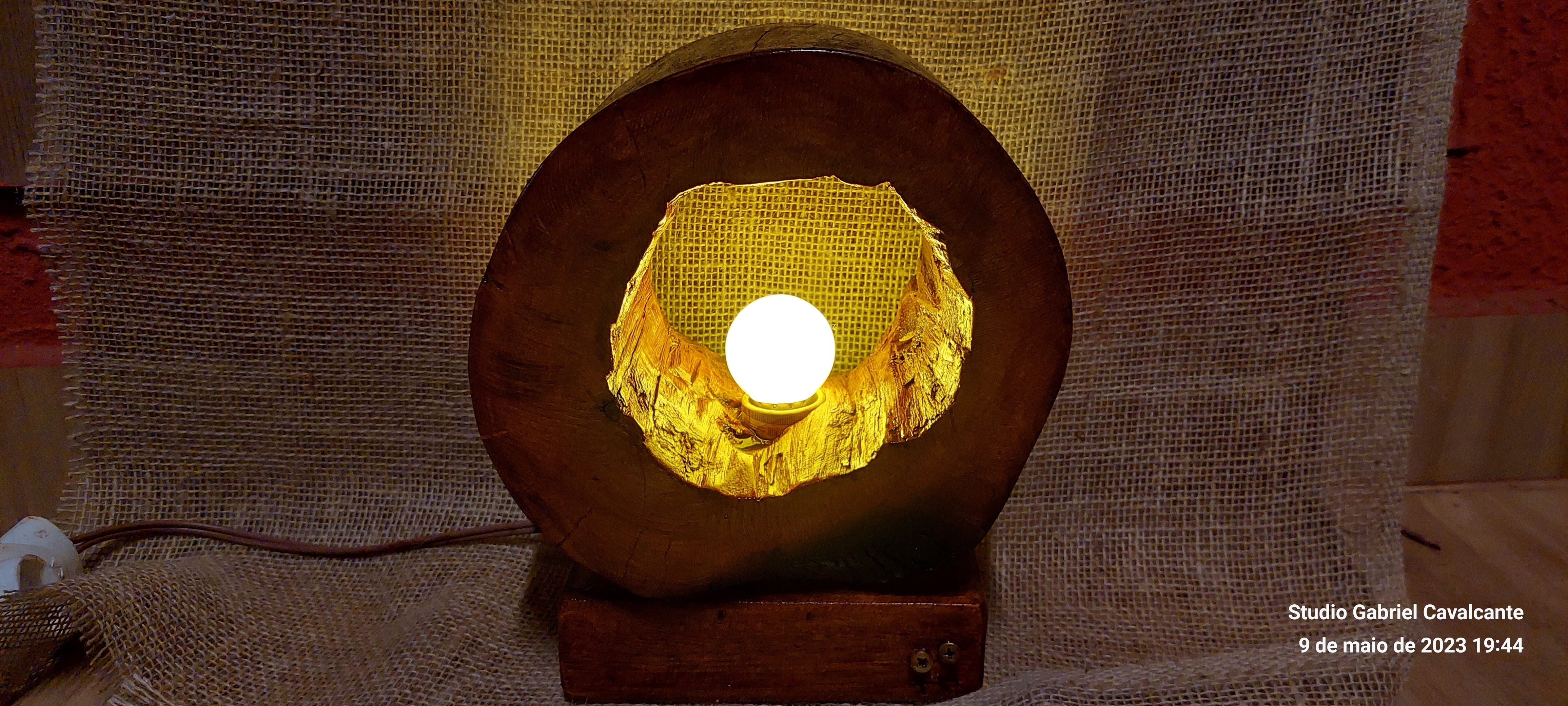 LUMINARIA DE MESA