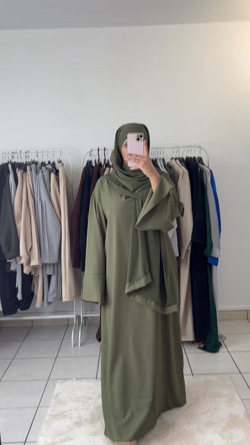 Miniature : Abaya Nawel + voile assortis 