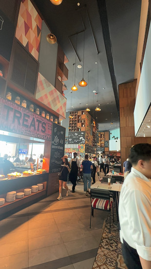 Amari Hotel Bangkok Breakfast