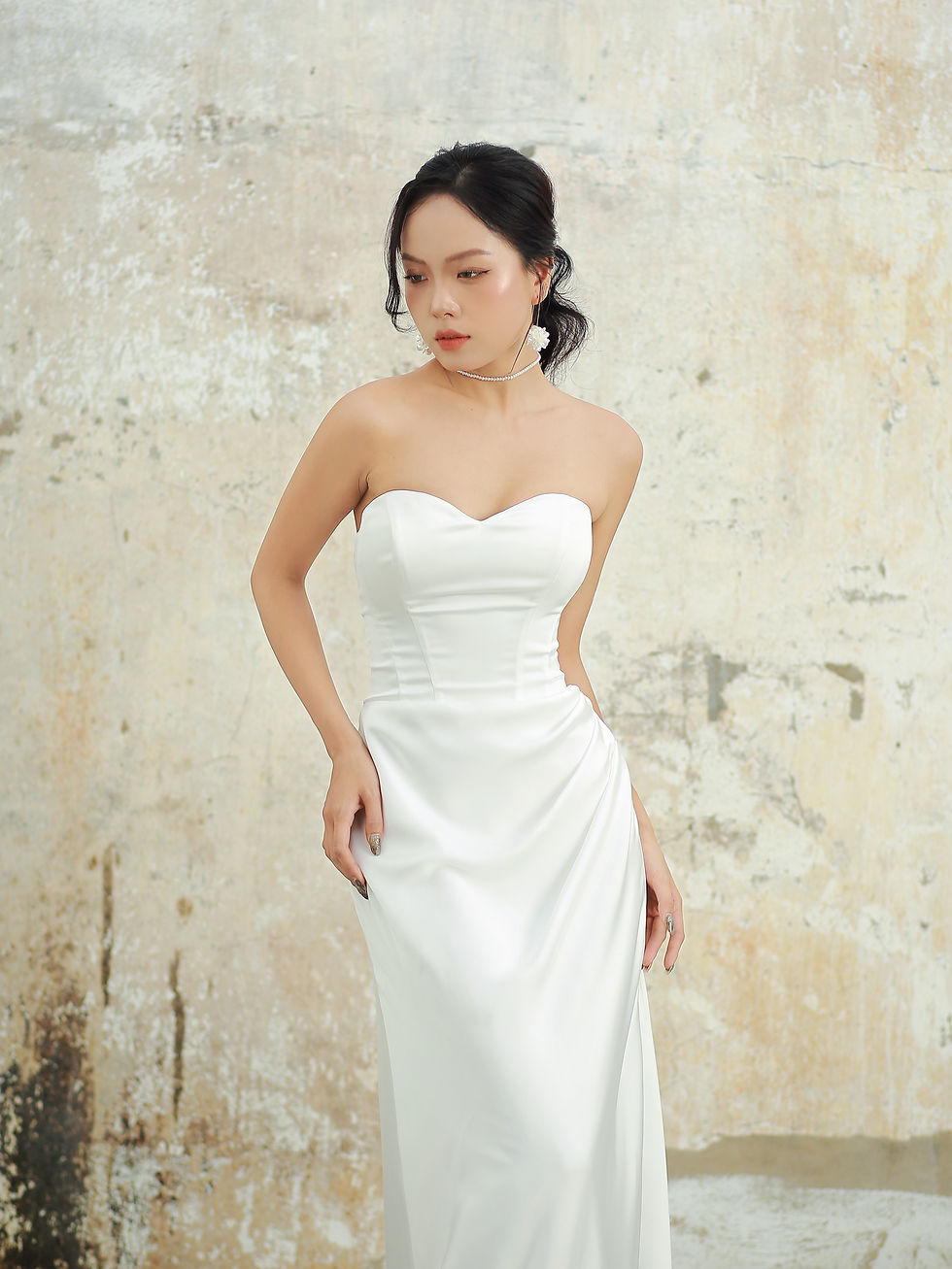 Thumbnail: Lynsha - Sweetheart Silk Satin Fitted Aline