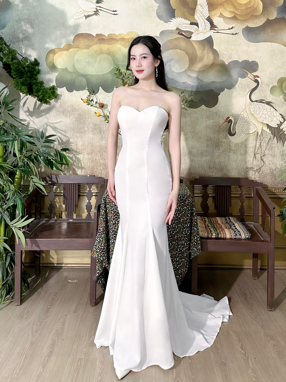 Thumbnail: Jelyn 2in1 White Cheongsam w Purple Lace