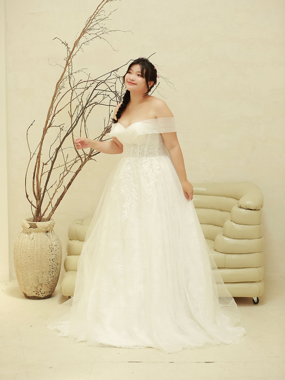 Thumbnail: Amira – Romantic Off-Shoulder A-Line Wedding Gown with Lace Corset Bodice