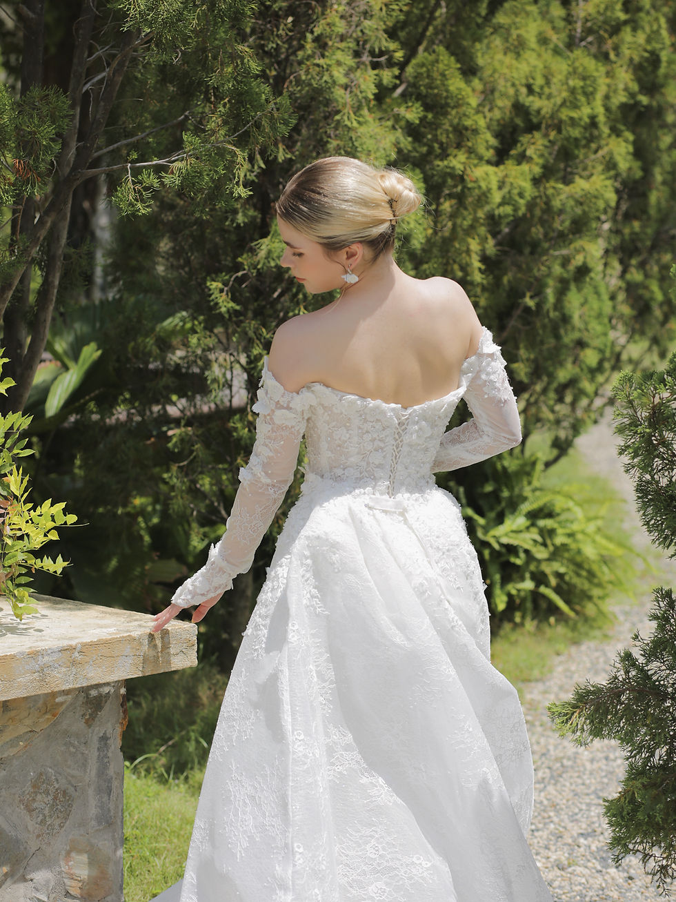 Thumbnail: Amera - Long Sleeve Embroidered lace w add on skirt Mermaid